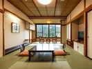 華月亭 和室12畳の一例
