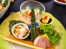 2026年5月6月《お献立の一例》前菜:胡麻豆腐、海老アボガドサラダ仕立て、鱧南蛮漬け、ちまき団子など♪