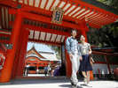【青島神社】青空に映える朱色のコントラストが素敵な神社。