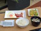 ベーコンエッグ和定食