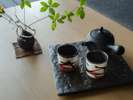 清水焼の茶器をご用意しております。
