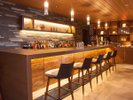 カフェ&バー ブリリオ。お客様に合ったカクテルをご用意いたします。(バータイムは水〜土限定営業)