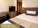 【街側ダブル16平米】ベッド140幅