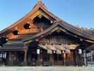 【出雲大社】お車で約1時間。縁結びの神様に良縁祈願