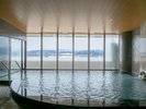 レイクビューの天然温泉。最上階から宍道湖を眺めることができます