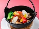 【2026夏のバイキング】旨辛出汁がジュワッと染み出す、お箸が止まらない一品。