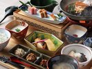 【朝食】地域色を感じる食材や調理法を取りいれた界の「ご当地朝食」。