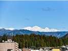 高層階・東側の客室より