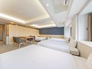 【客室一例】デラックスフォース正ベッド4台(45u)