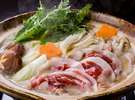 お部屋のコタツでお鍋をどうぞ。これぞザ・日本♪