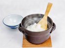 【仁多米「土鍋炊きご飯】和食のお客様には、土鍋で炊いた「仁多米」をお一人様ごとにご提供致します。