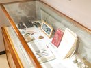 【「小畠郁生」展示コーナー・3階】小畠郁生先生の出版した本や、論文、私物が展示してあります。