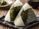 お夜食におにぎり弁当も