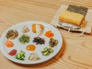 選ぶ楽しさ、作る楽しさ、トッピングいろいろポーク玉子おにぎり
