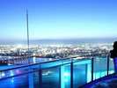 【梅田スカイビル空中庭園展望台】夜景は日本夜景百選に選ばれています。