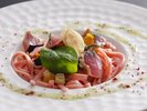 紀州梅うどんと鰹のジェノベーゼサラダ仕立