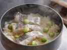 太刀魚と枝豆の釜飯