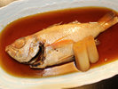 【秋メニュー ノドグロ 煮付け】旨味の深い、とろけるような味わいを楽しむならやはり煮付けです