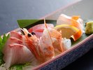 【グレードUP夕食 一品】旬魚のお造り(一例)