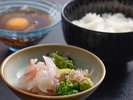 【夕食】3種類から選べるご飯のうちの1つ「宇和島風鯛めし」(一例)