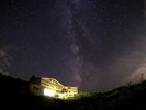ホテルと天の川