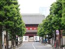 私どもホテルから増上寺までは徒歩で約2分です。