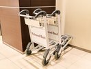 ■カート■1階入り口に荷物用のカートをご用意しております。