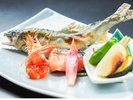 焼物/鮎塩焼(蓼酢)・富士川サーモン柚庵焼(2026年夏 お食事イメージ)