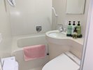 スイート以外の各お部屋にユニットバスがついています。