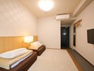 和ツイン禁煙【お部屋に布団2組 室内段差有】