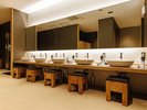 脱衣所(男湯)