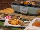 自分で焼いて楽しめる焼き魚コーナー