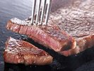 サーロインステーキ(調味牛脂を注入した加工肉です) ※イメージ