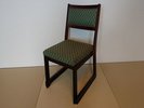和室用に椅子(2台)の貸し出しがございます。