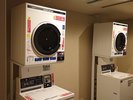 7階(2台)・9階(2台)にコインランドリーがございます。キャッシュレスにも対応しております。