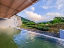 【棚湯 芦ノ湖ビュー/露天風呂】清廉な空気の中、雄大な眺望と箱根の名湯を同時に満喫