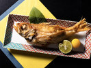 外はパリッ、中はふわっ。脂と旨みがたっぷり「とろけるような味わい」がクセになる高級魚【のどぐろ】