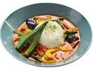 【ハワイアンランチ】赤唐辛子のなかに甘味を感じるカレーです。
