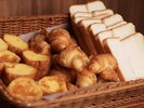 朝食のパン各種