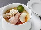 【土地の恵み会席】夏(2026年6月〜8月)蓋物 冷製茶碗蒸しコンソメジュレ掛け