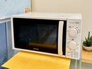 ロビーに電子レンジをご用意致しております。ご自由にご利用くださいませ。