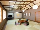 【松竹の間】(本館)約18畳の和空間です。