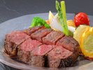*【お食事例】豪華米沢牛ステーキご賞味あれ♪