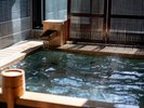 本館和洋室【松風】眺めの良い温泉が自慢のお部屋です。
