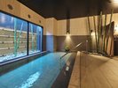 大浴場は、広々していて足を延ばしてゆっくりと疲れを癒せます。