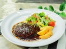 夕食レストラン「和み」のメニュー〜ハンバーグ〜