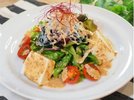 夕食レストラン「和み」のメニュー〜豆腐サラダ〜