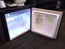 【客室備品】空の冷蔵庫