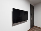 【客室設備】スタイリッシュな壁掛けテレビで、お部屋時間をもっと快適に