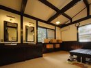 【大浴場】「蔵の湯」蔵の湯の清潔感ある落ち着いた雰囲気の中で使える脱衣所